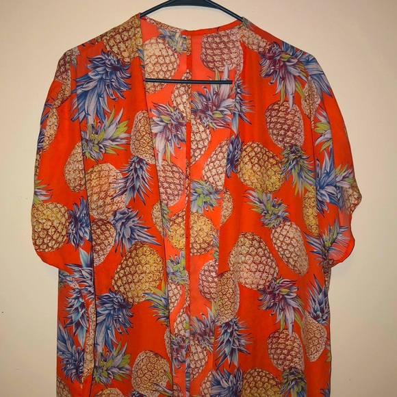 Crescent Tops - Side Slit Pom Pom Trimmed Kimono